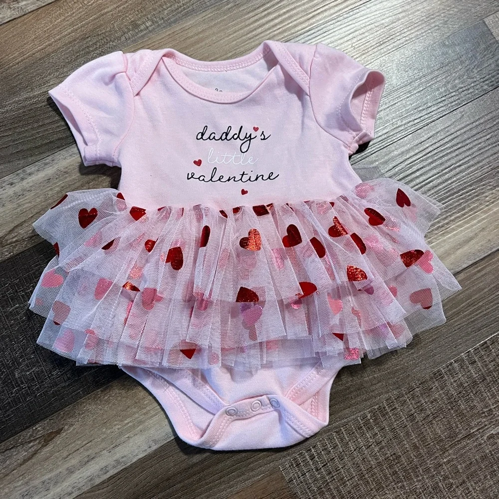 Valentines onesie with tutu - Picture 1 of 3